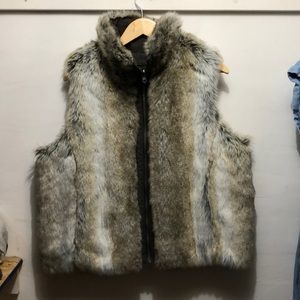 Realistic faux fur vest